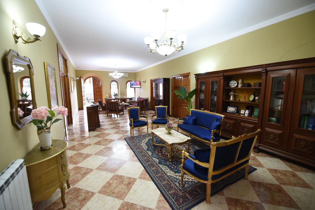 Rose Garden Hotel Shkodra Kültér fotó